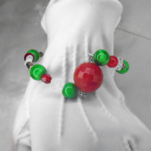 Holiday Bracelet NEW DESIGN! Christmas Jewelry OOAK Xmas Bangle - Picture 8 of 12